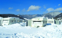 Wintercampingplatz im Bernauer Hochtal am Spitzenberg.