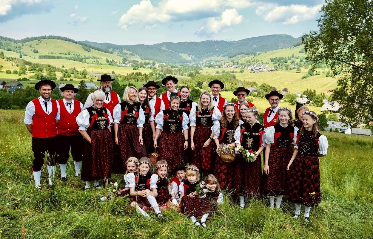 Festzug mit Bernauer Trachten beim Hans-Thoma-Fest im August. Foto: Birgit-Cathrin Duval